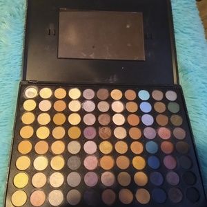 Eye shadow pallet 88 colors